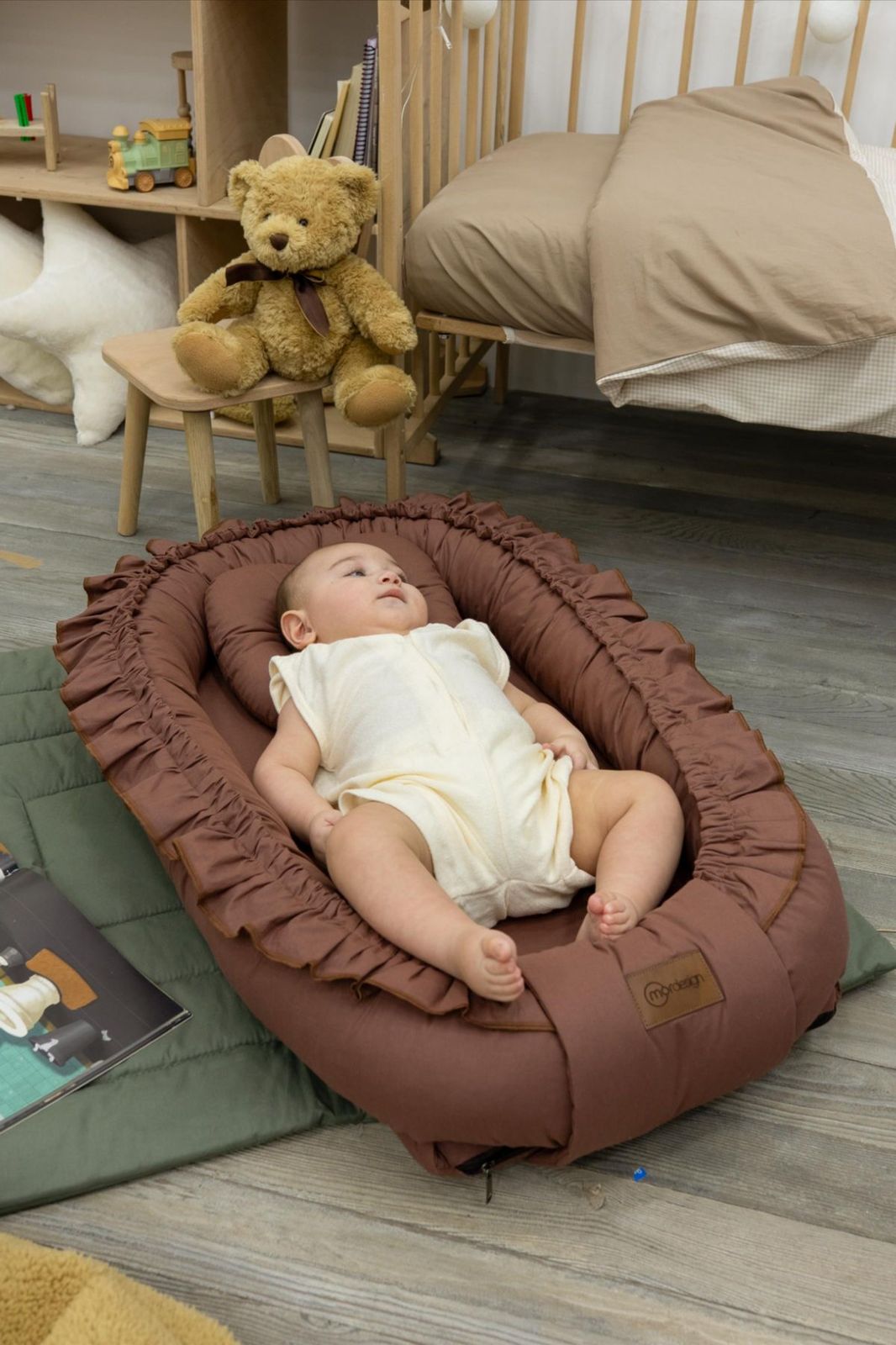 Baby Carry Pod (Choco)